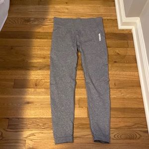 Women gymshark leggings size M